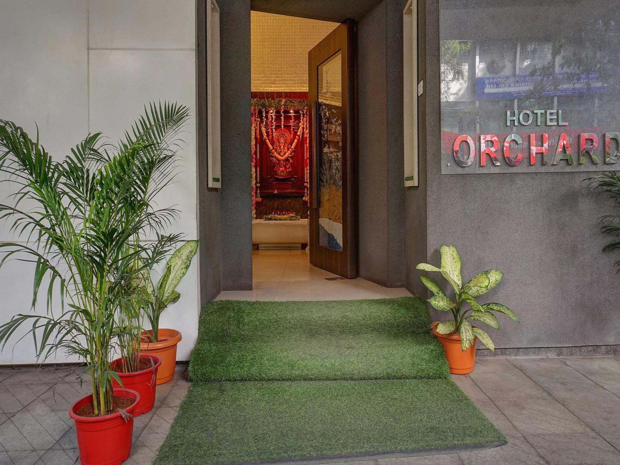 Townhouse Oak Orchard Hotel Poona Buitenkant foto