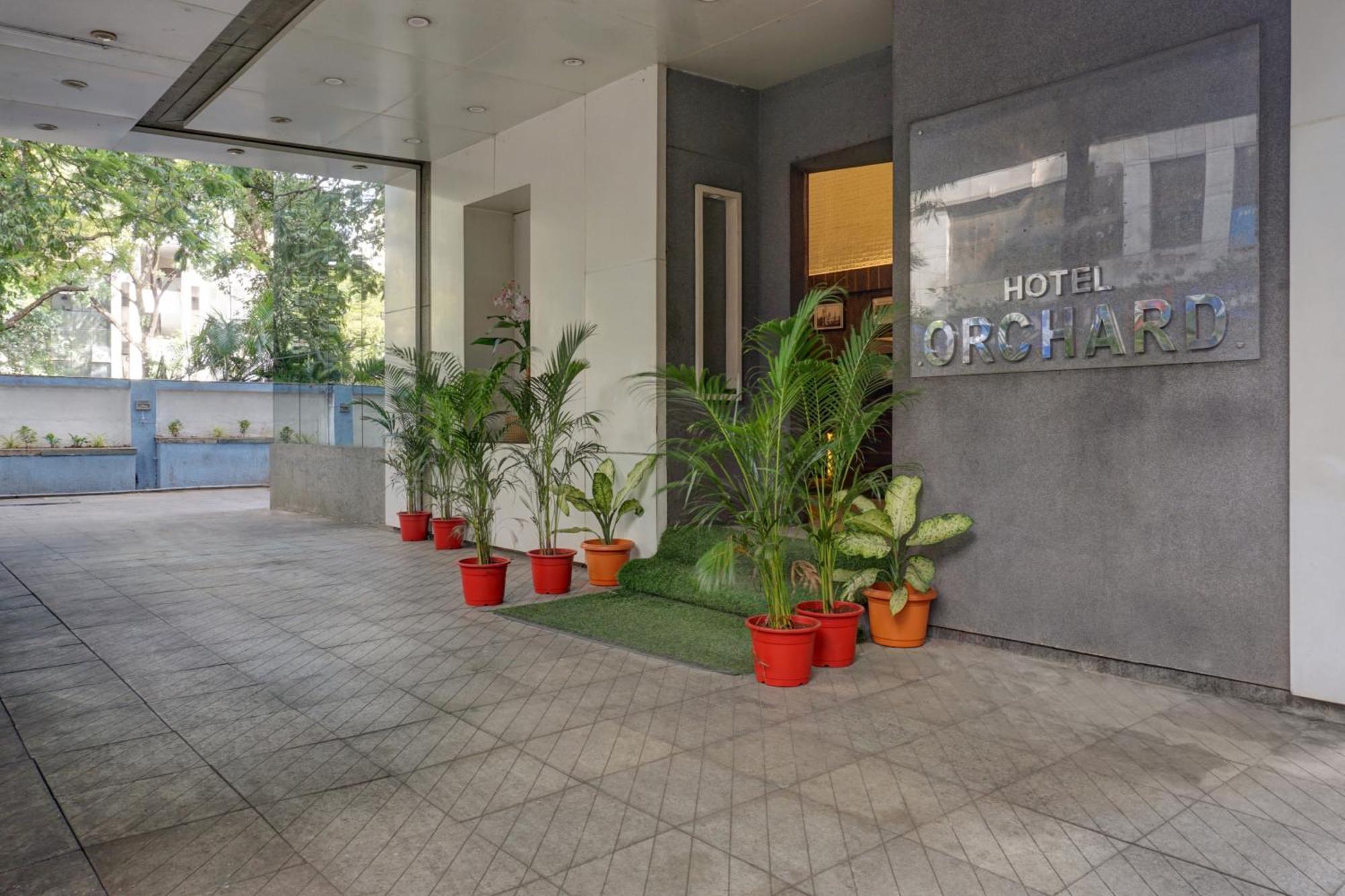 Townhouse Oak Orchard Hotel Poona Buitenkant foto